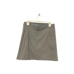 Columbia Olive Green Omni-Shield Skirt Size 8 With Shorts With Zipper Pocket